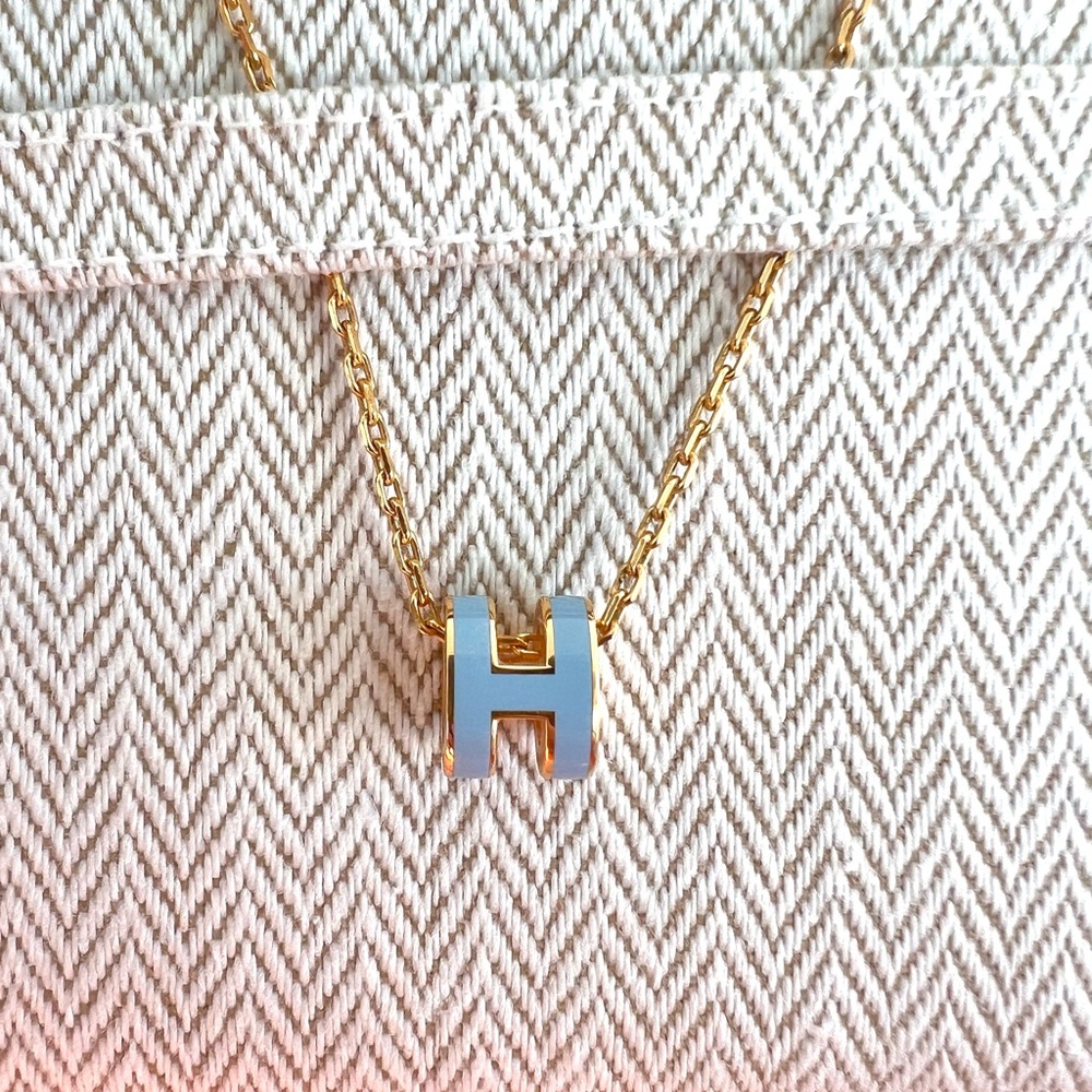 NEW Hermes Mini Pop H Pendant - PASTEL BLUE (rare) Gold plated - 100% AUTHENTIC